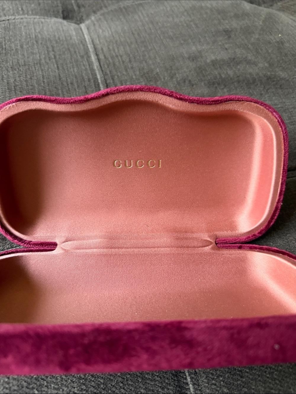 Gucci Sunglasses - Picture 7 of 8